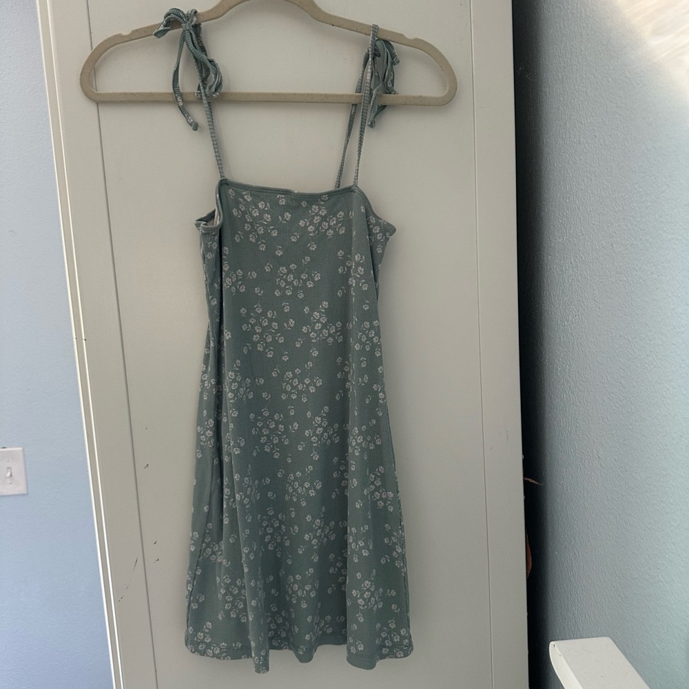 Forever 21 Sun Dress in light green with White Floral